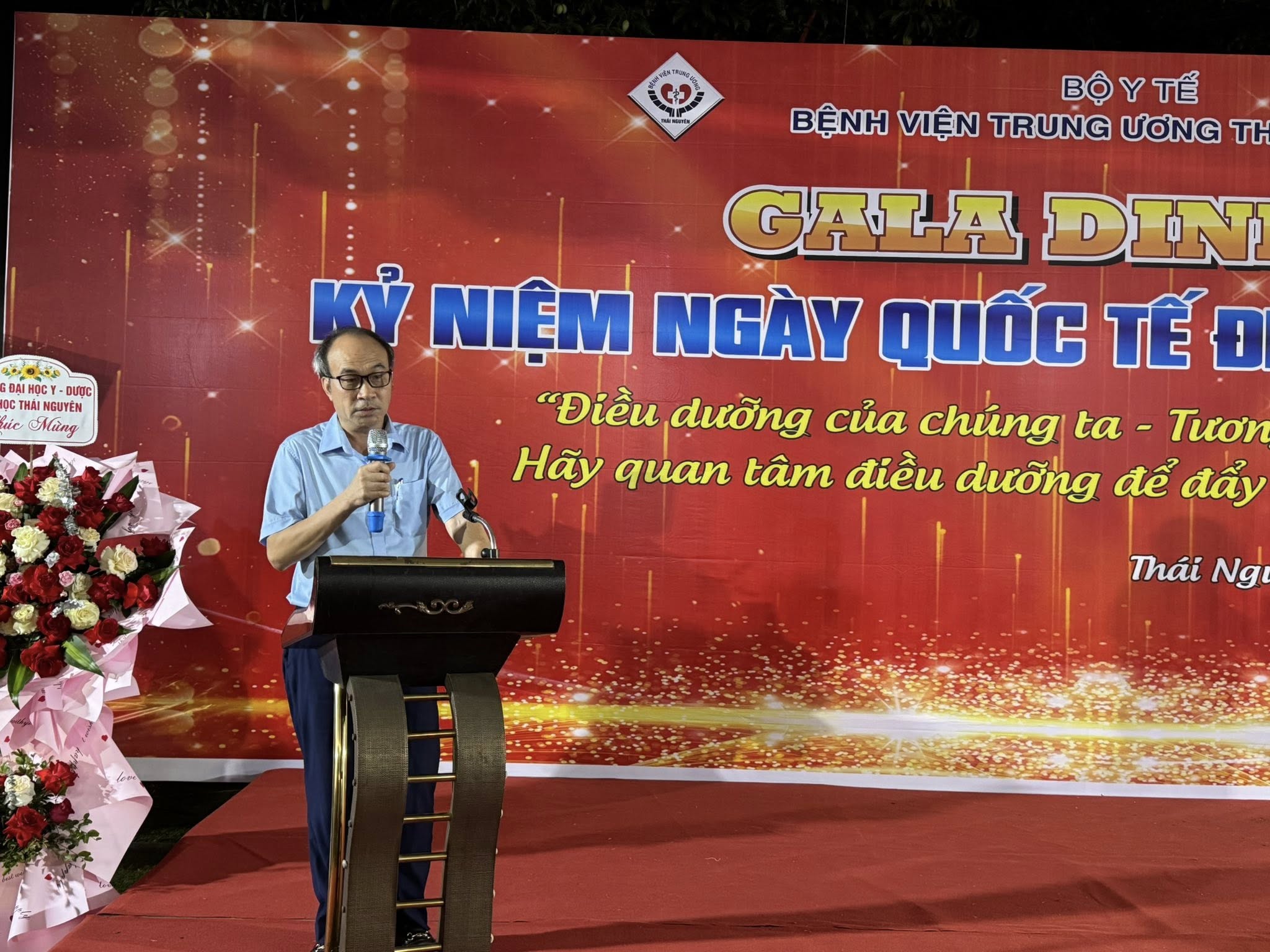 HOẠT ĐỘNG NGOẠI KHOÁ CHÀO MỪNG NGÀY QUỐC TẾ ĐIỀU DƯỠNG 12/5