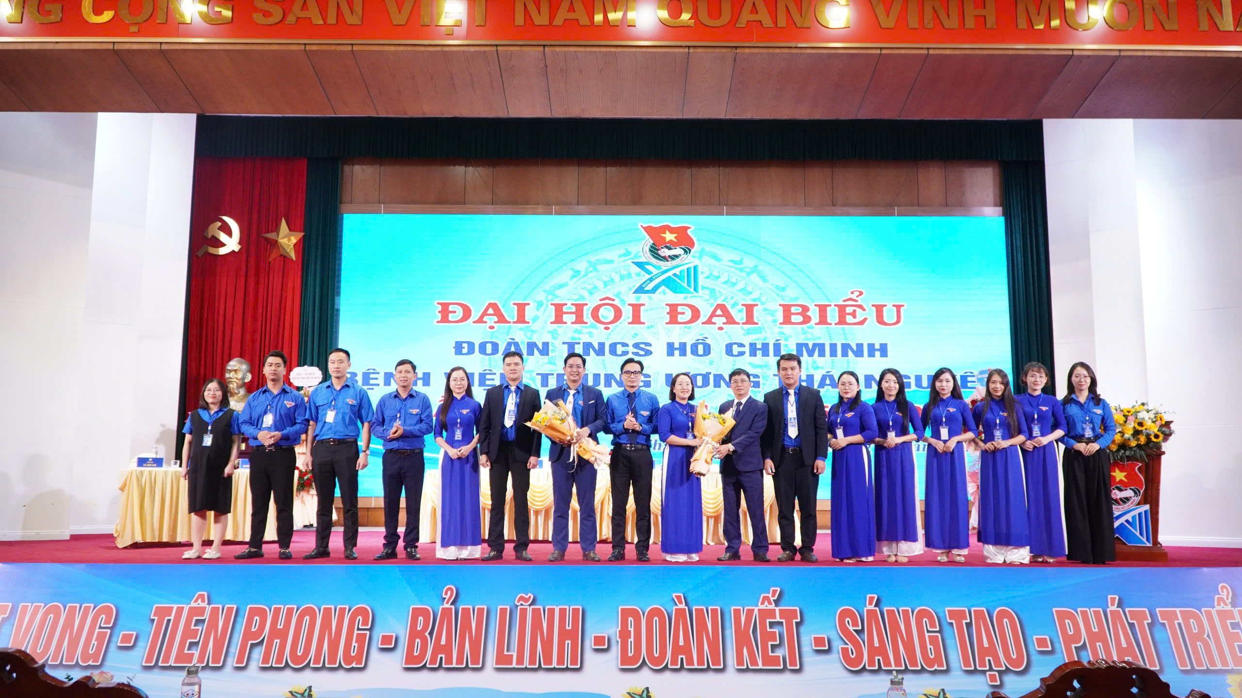 Tuổi trẻ Bệnh viện Trung ương Thái Nguyên:  KHÁT VỌNG – TIÊN PHONG – BẢN LĨNH – ĐOÀN KẾT -  – SÁNG TẠO – PHÁT TRIỂN