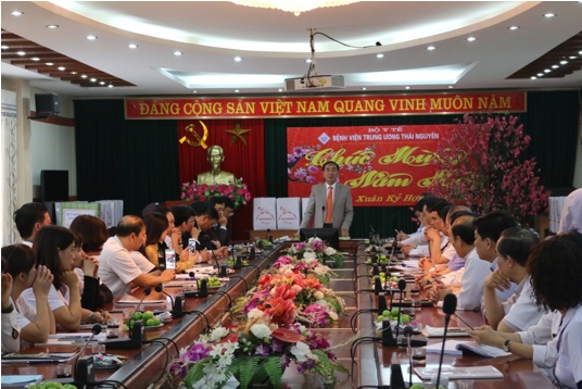 Bí thư tỉnh ủy thăm và chúc tết Bệnh viện Trung ương Thái Nguyên