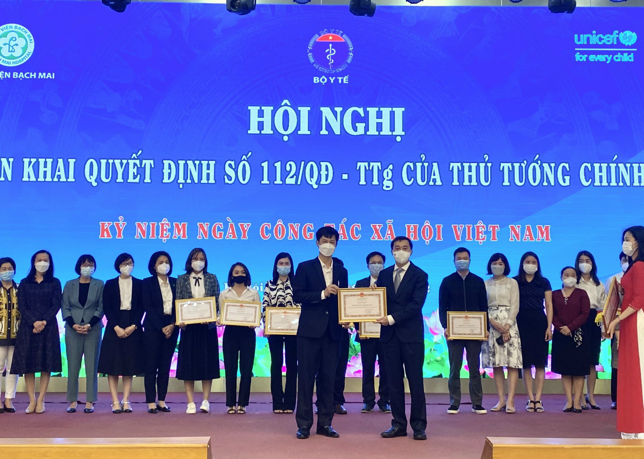Hội nghị triển khai Quyết định 112/QĐ-TTg của Thủ tướng Chính phủ và Kỷ niệm ngày Công tác xã hội Việt Nam