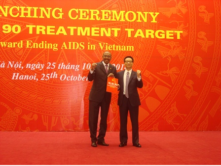 Phát động hưởng ứng mục tiêu 90-90-90 của Liên hợp quốc Việt Nam cam kết chặn đại dịch AIDS vào năm 2030