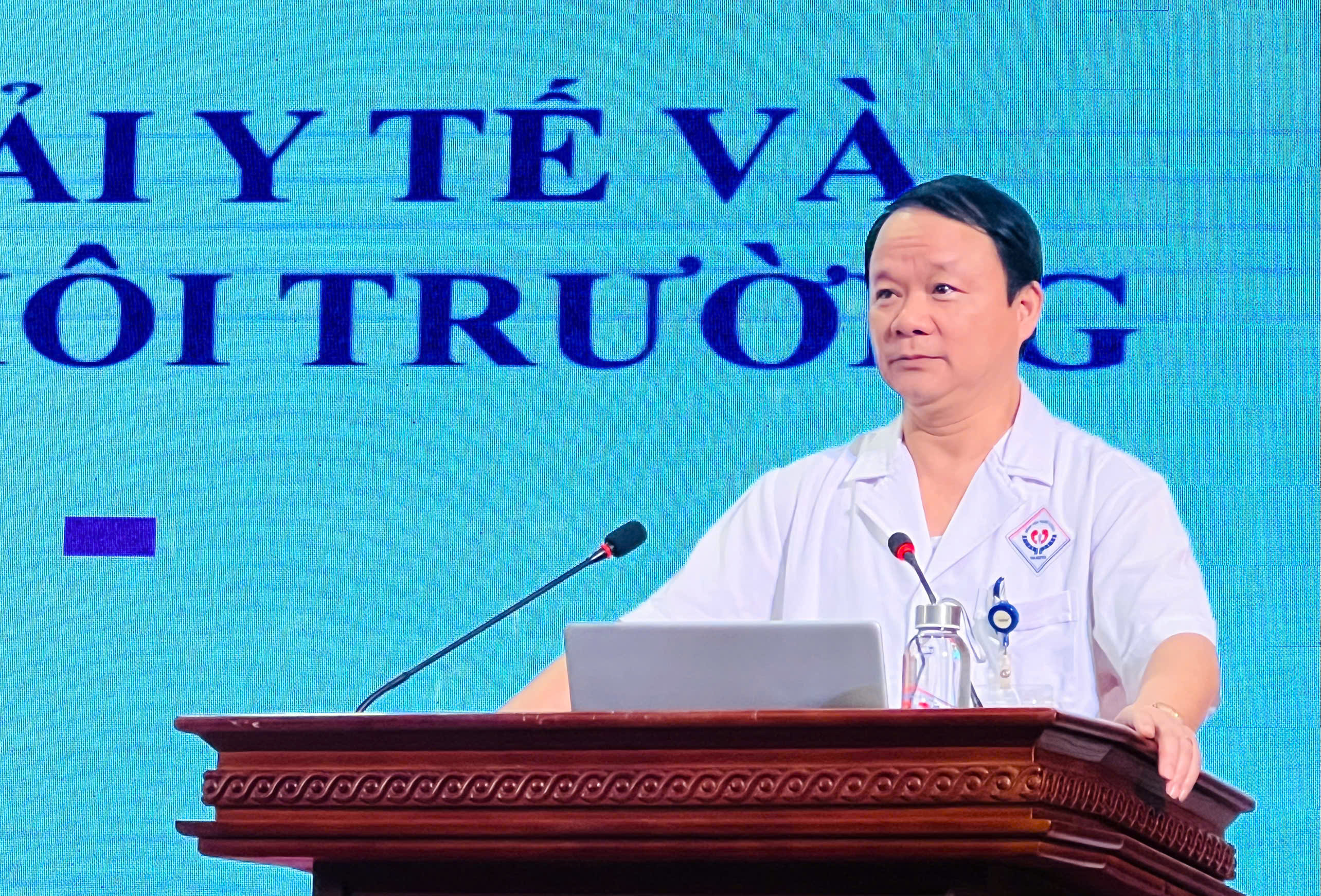 TẬP HUẤN CÔNG TÁC QUẢN LÝ CHẤT THẢI Y TẾ